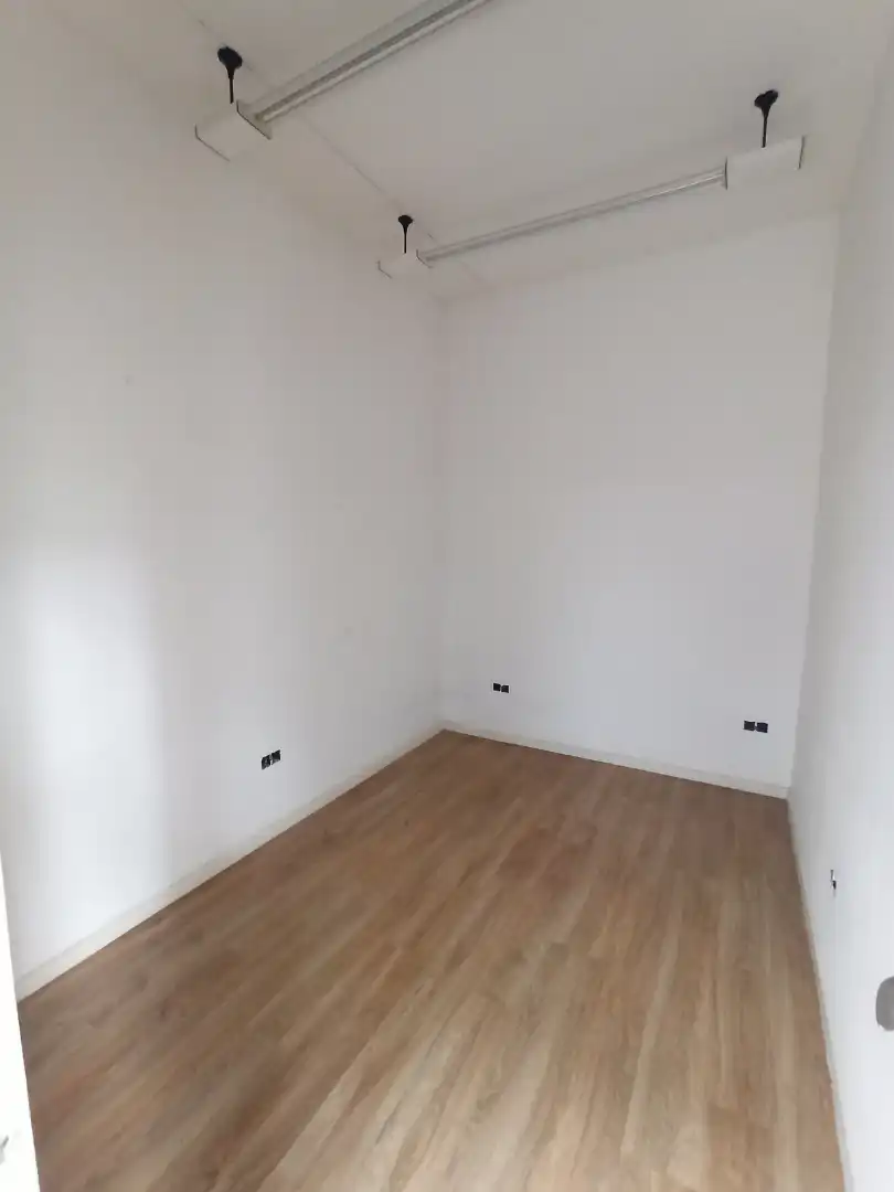 Gewerbefläche zur Miete in Avenida Rosalía de Castro, imagen 17