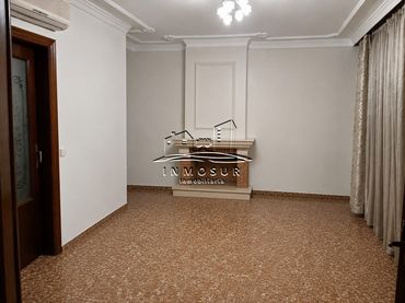 Casa en venda a Jardin Lucena