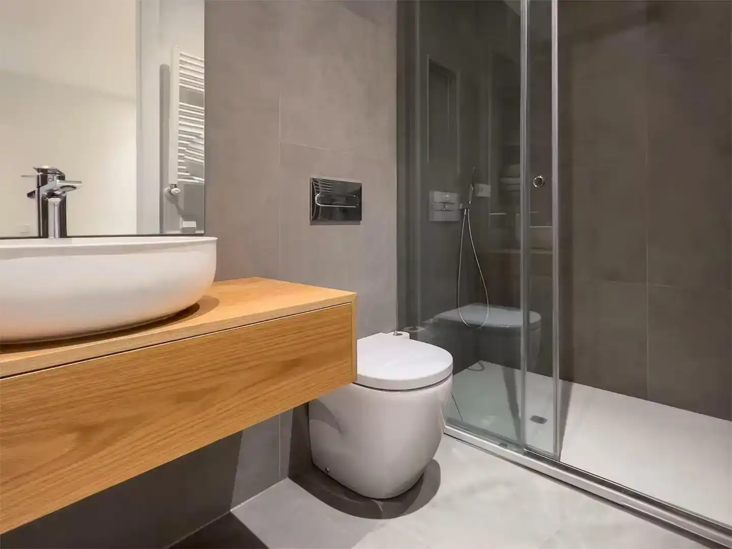 Bathroom of Flat for sale in  Barcelona Capital  with Air Conditioner and Balcony