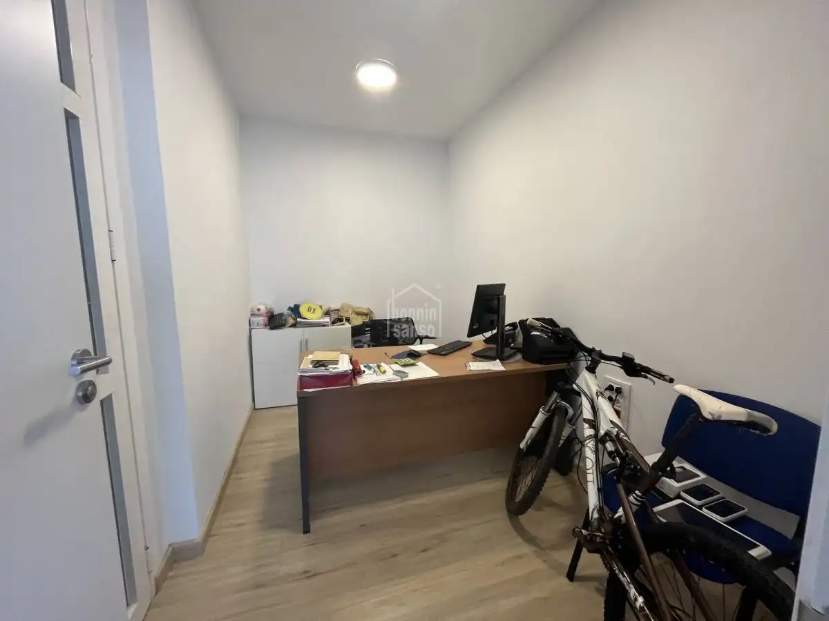 Gewerbefläche zum Verkauf in Maó ciutat, imagen 11
