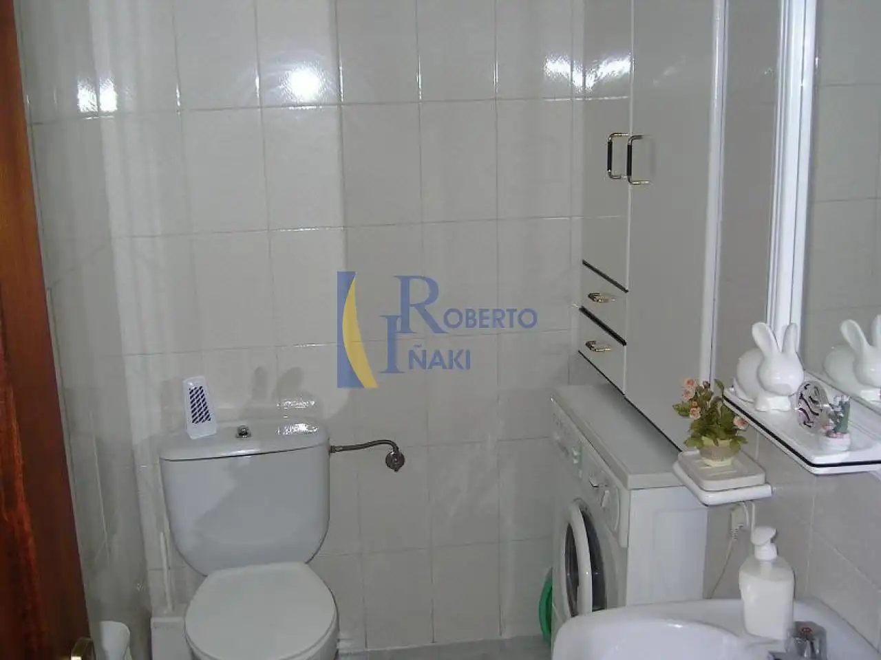 Badezimmer von Wohnung zum Verkauf in Valencia de Don Juan mit Heizung, Parkett und Terrasse
