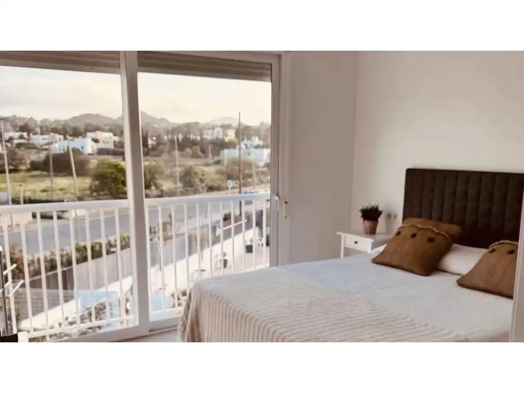 Habitación de Dúplex de alquiler en Sant Agustí - Cala de Bou  