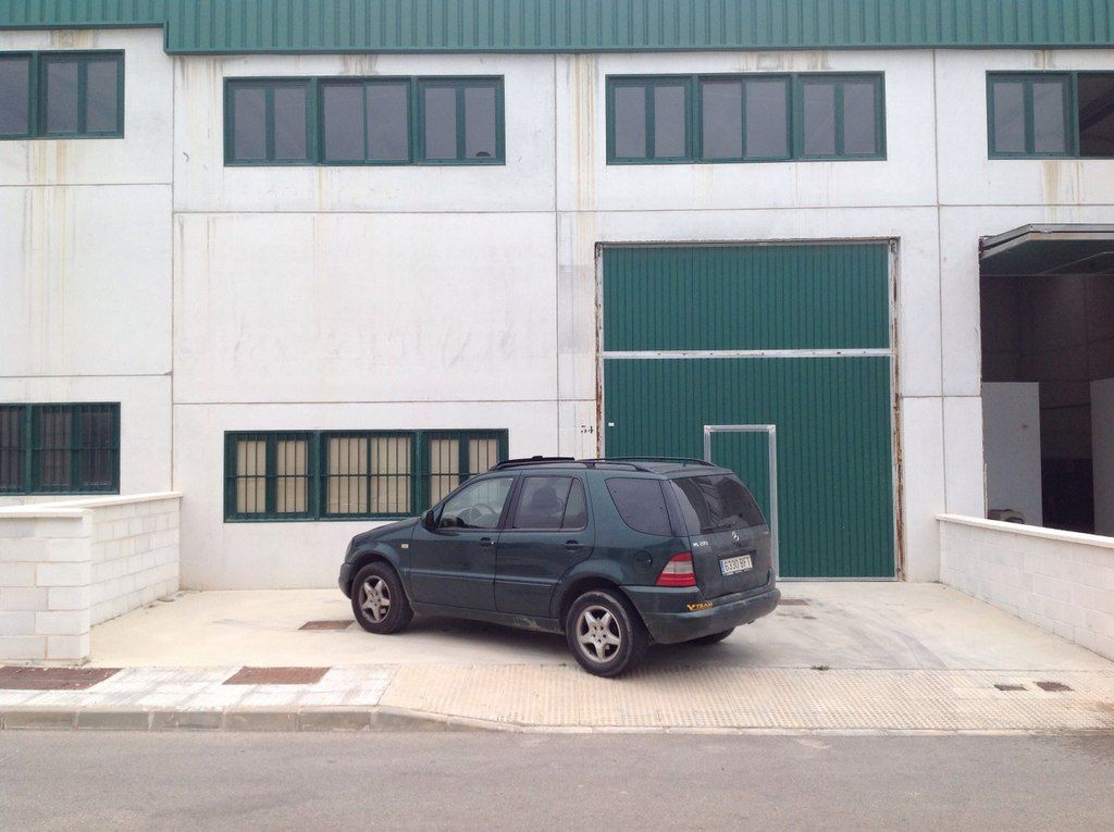 Aparcament de Nau industrial en venda en Vélez-Málaga