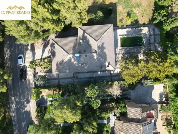 Xalet amb terrassa en venda a Urbanización Bosque U14