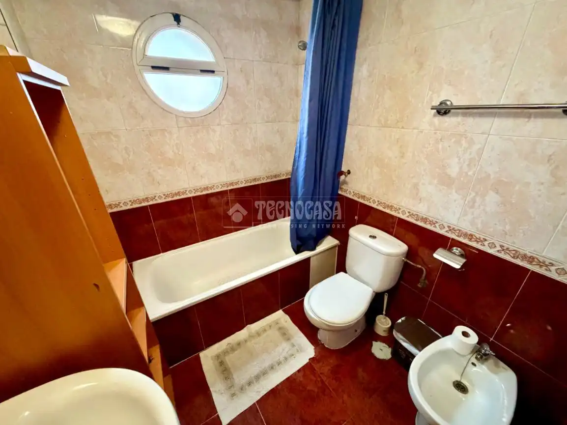 Casa adosada en venta en Villanueva de la Torre
