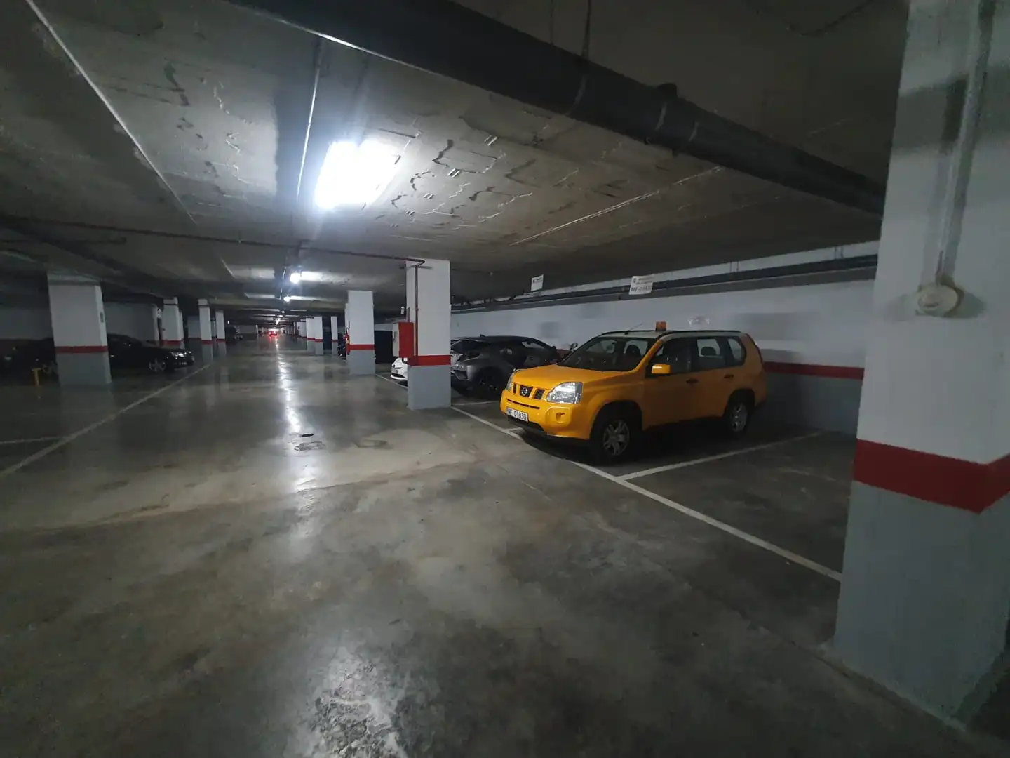 Aparcament de Oficina en venda en Sevilla