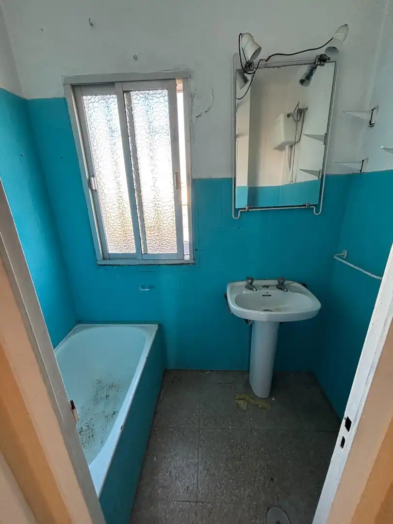 Bathroom of Attic for sale in Algeciras