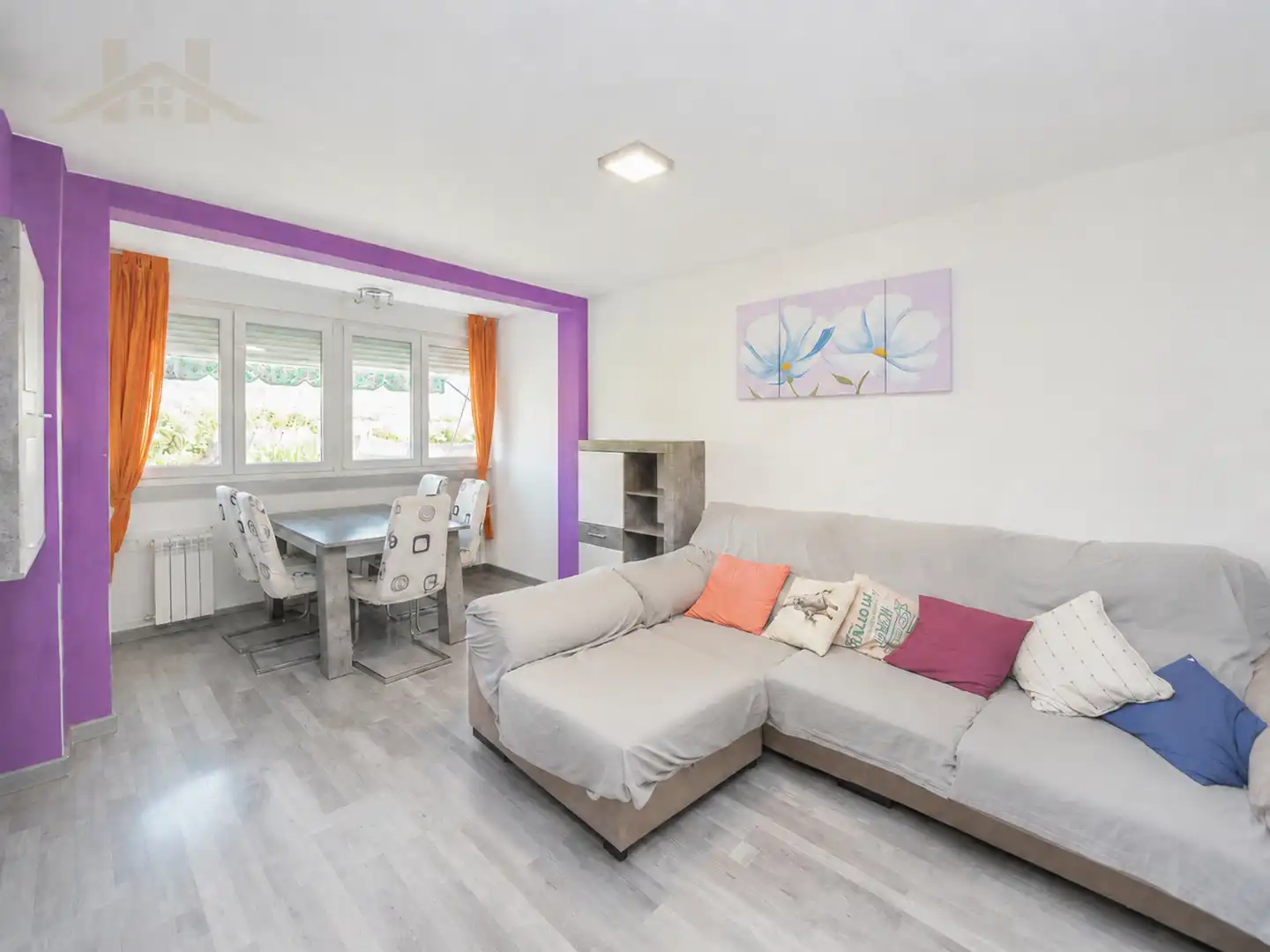 Sala de estar de Piso en venta en Moralzarzal con Calefacción y Piscina comunitaria