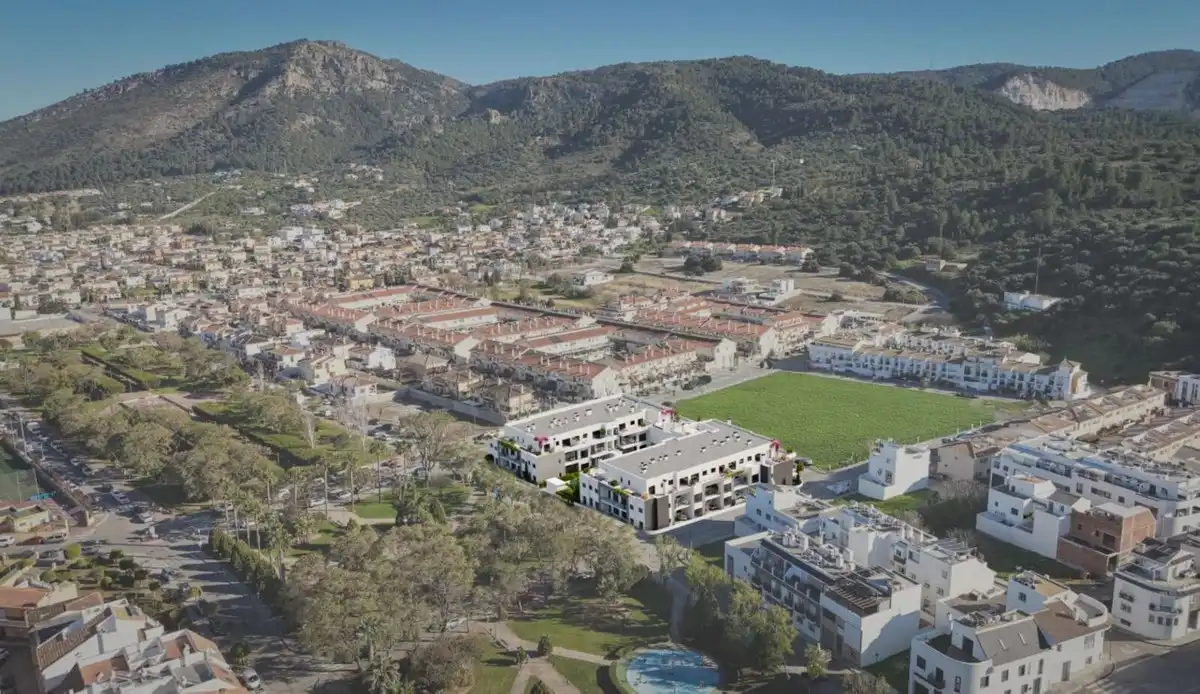 Vista exterior de Apartament en venda en Alhaurín de la Torre amb Aire condicionat i Jardí privat