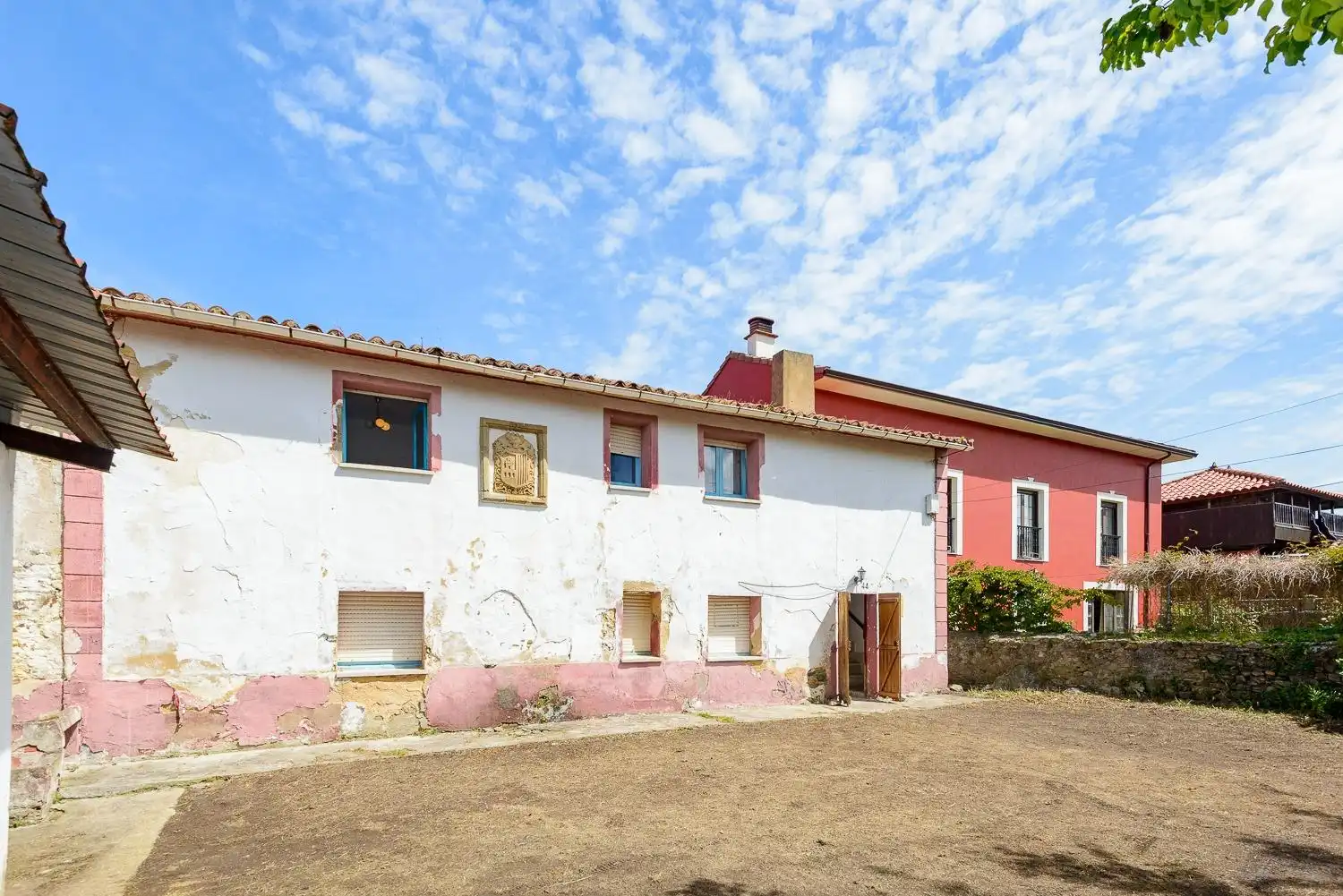 Außenansicht von Country house zum Verkauf in Cudillero mit Privatgarten