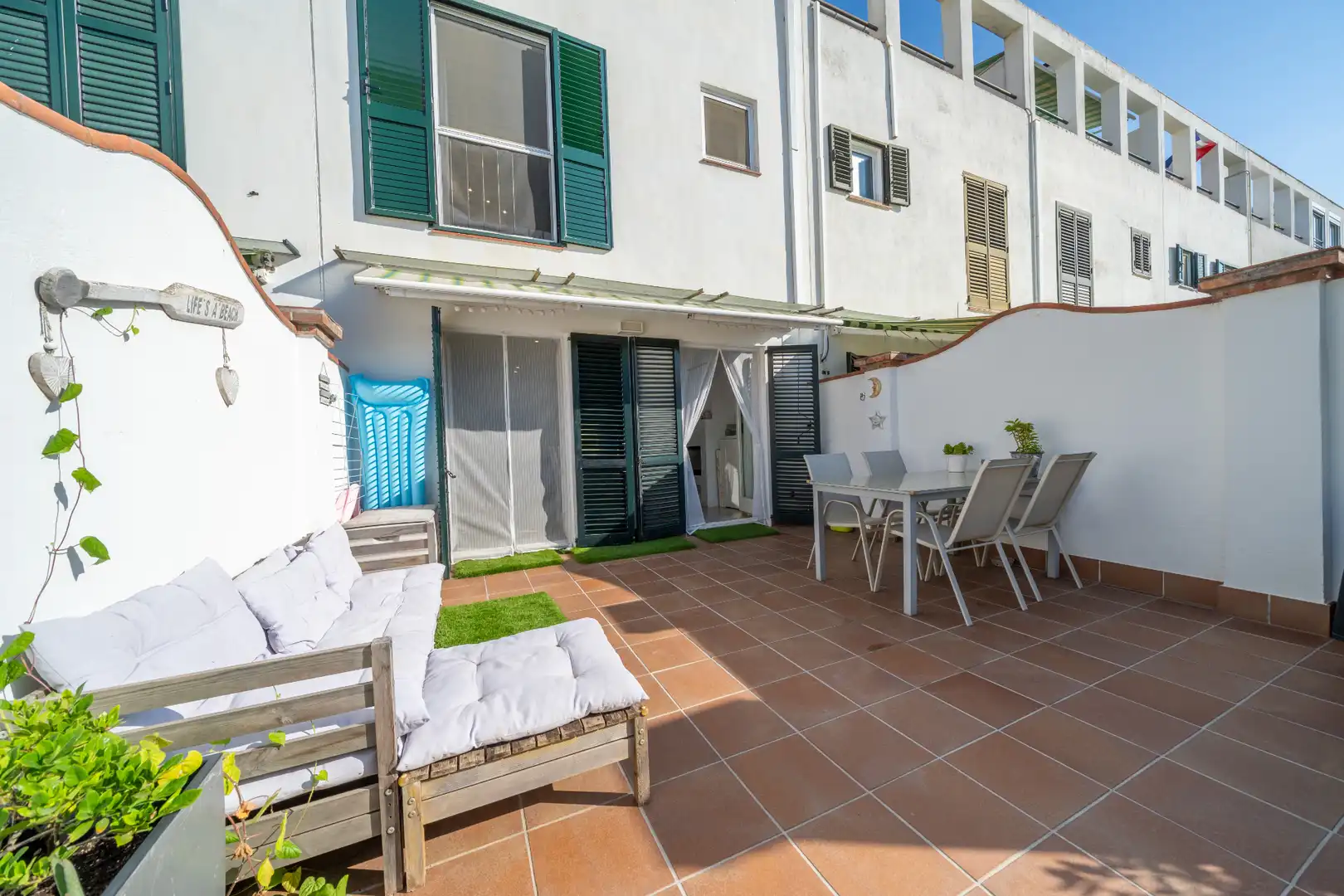 Terraza de Casa adosada en venta en Calella con Aire acondicionado, Calefacción y Parquet