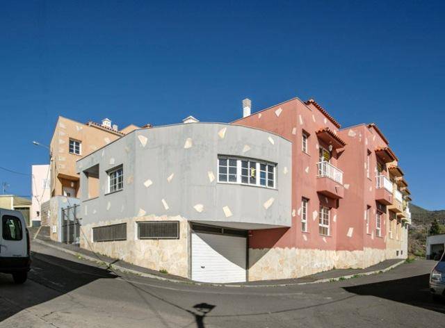 Garaje en Venta en C/ la calzada en Santiago del Teide pueblo