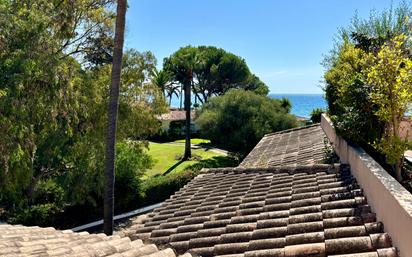 Jardí de Pis en venda en Estepona amb Aire condicionat, Calefacció i Terrassa