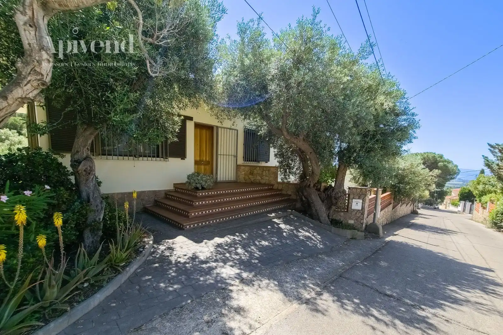 Exterior view of Houses for sale in Roses  with Air Conditioner, Heating and Private garden