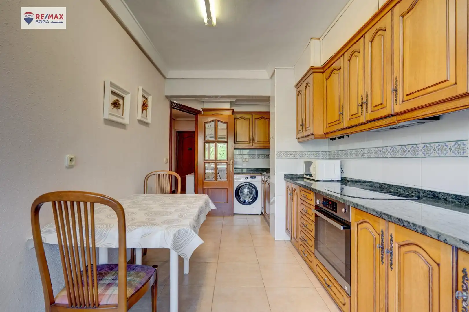 Kitchen of Flat for sale in Errenteria  with Parquet flooring and Furnished