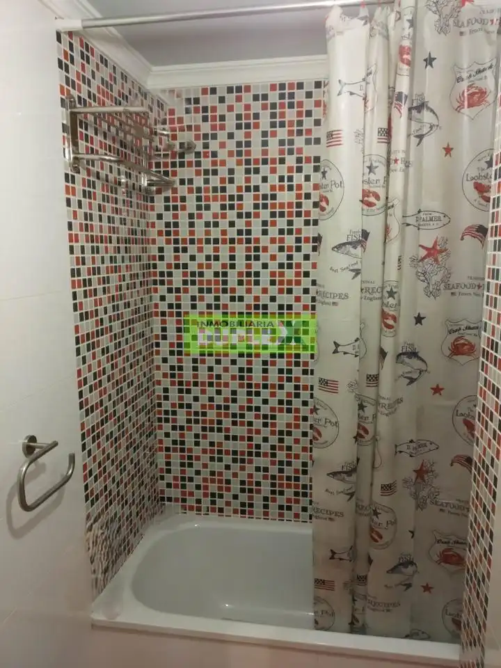 Bathroom of Attic for rent in Poio  with Heating, Swimming Pool and Furnished