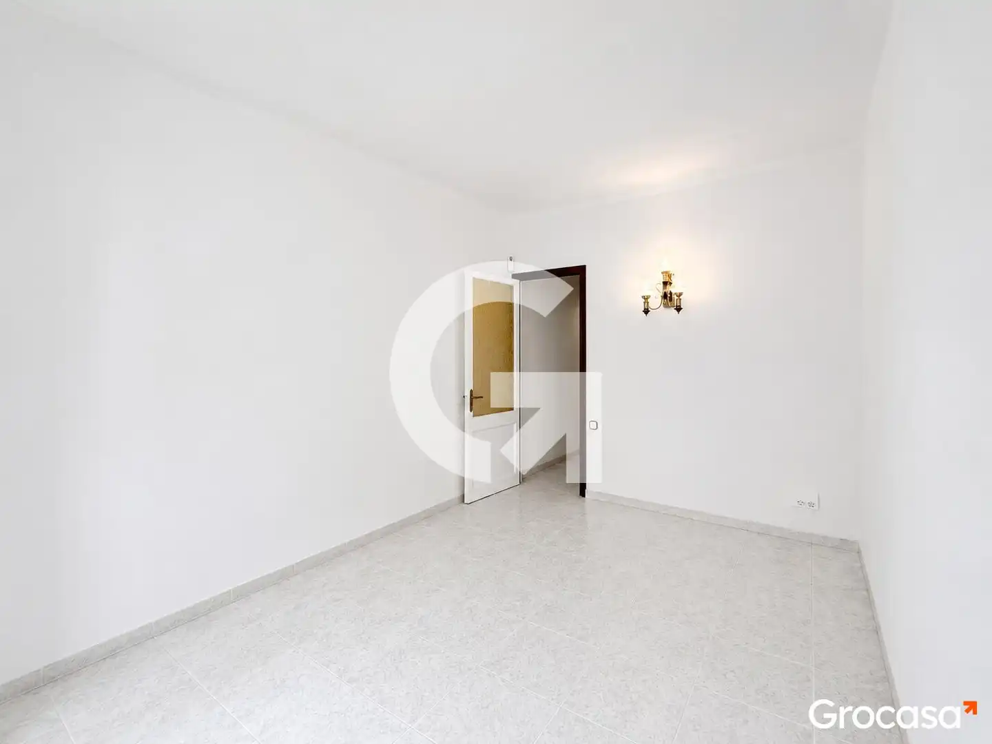 Habitación de Piso en venta en Barcelona con Balcón