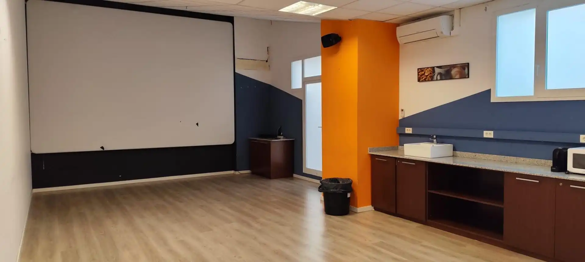 Local comercial en venda a de la Pau, imagen 20