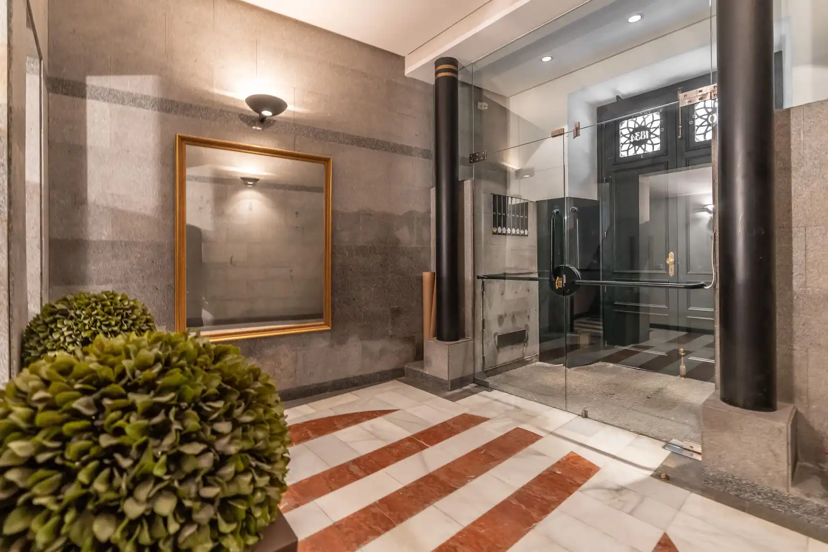 Flat with terrace for sale in Calle de Noblejas, imagen 54