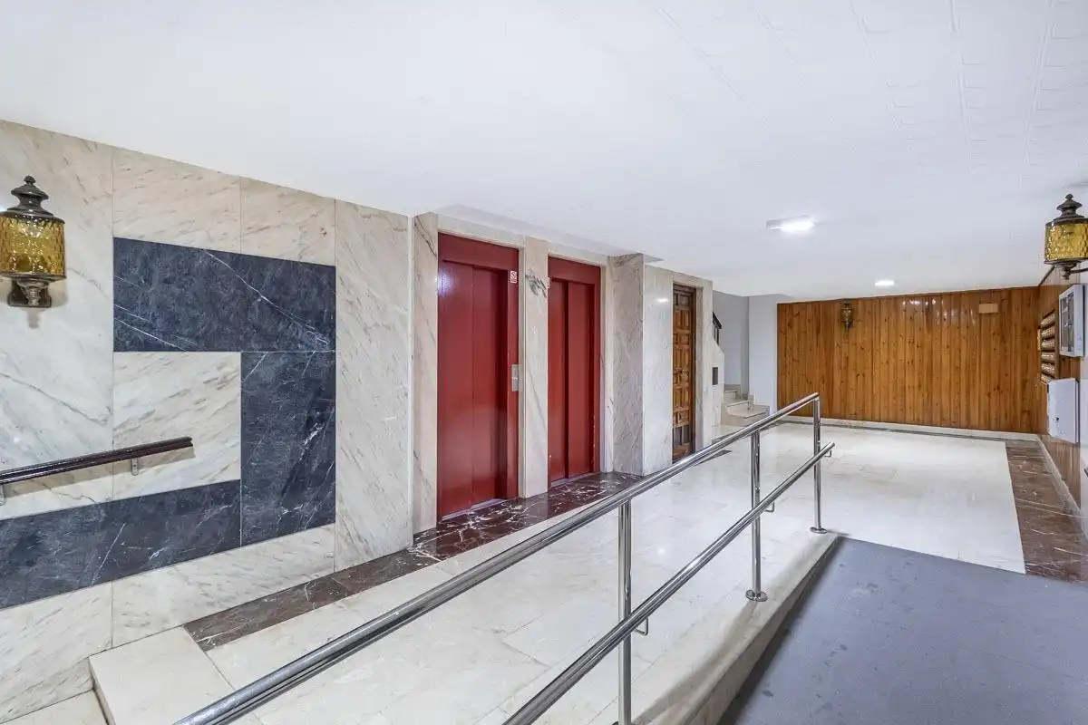 Attic for sale in Granada  with Air Conditioner and Terrace