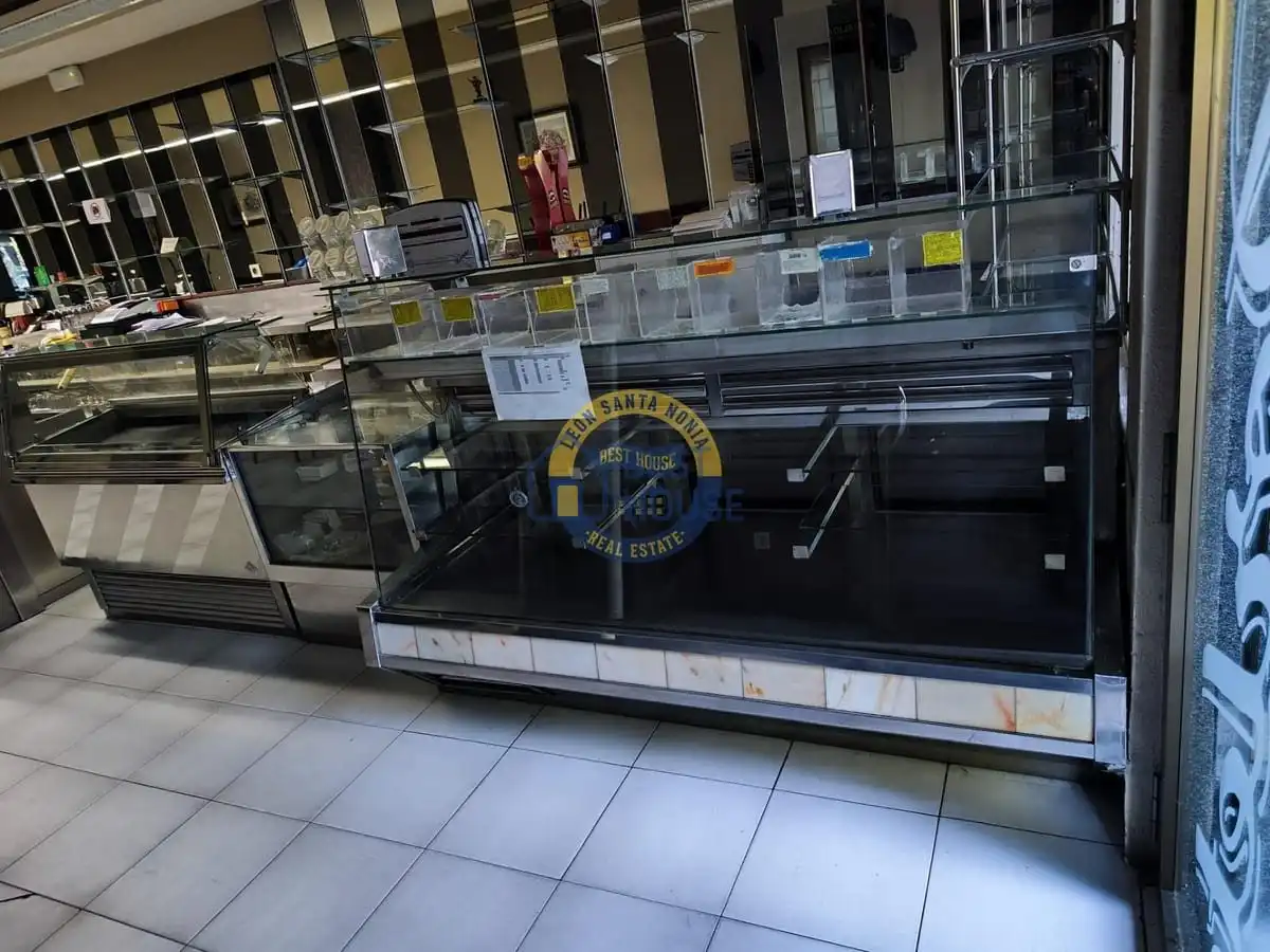 Local comercial en alquiler en San Claudio - La Chantría, imagen 3