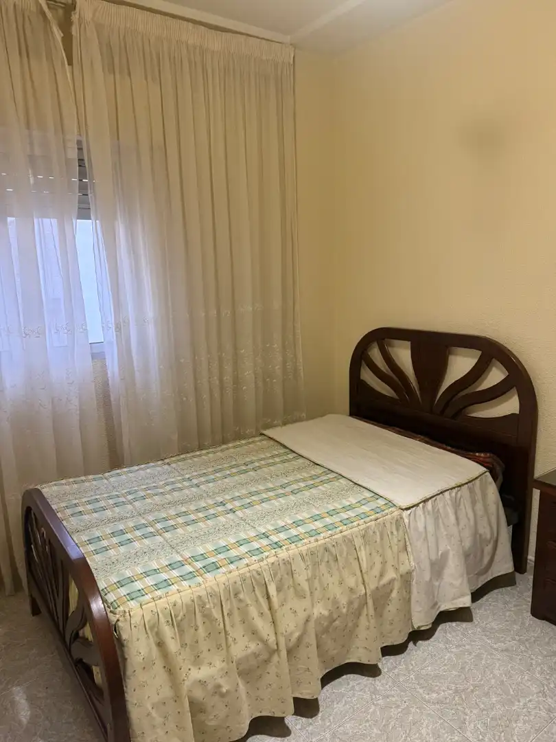 Habitación de Piso en venta en Badajoz con Aire acondicionado, Horno y Lavadora