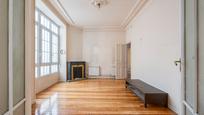 Living room of Flat for sale in  Madrid Capital  with Heating, Parquet flooring and Storage room