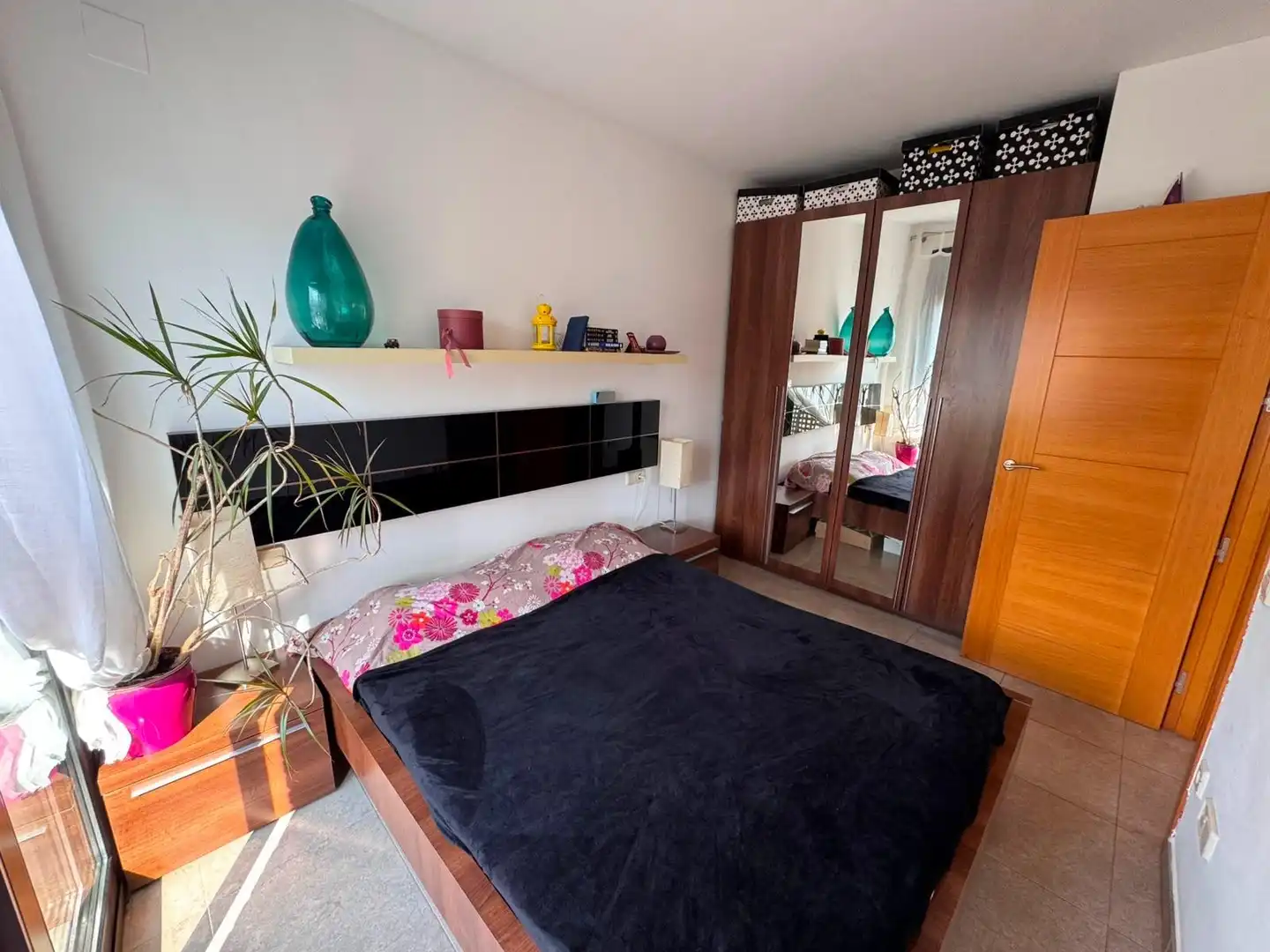 Schlafzimmer von Wohnung zum Verkauf in Breda mit Klimaanlage, Heizung und Terrasse