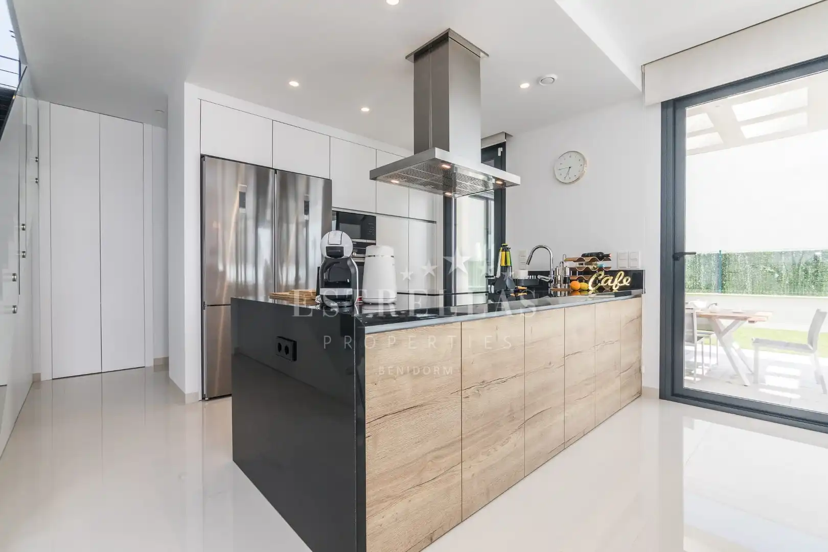 Chalet con piscina en venta en Golf Bahía, imagen 6