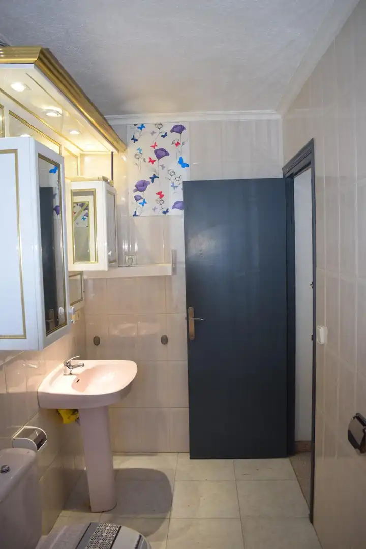 Bathroom of Houses for sale in Redován  with Air Conditioner, Private garden and Terrace