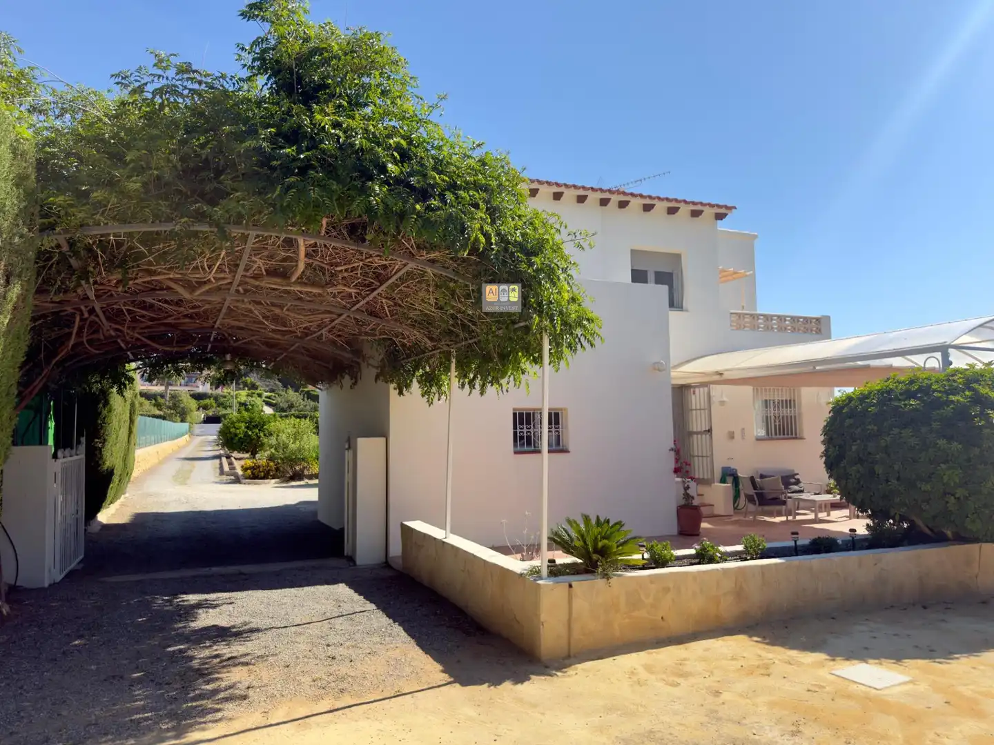 Vista exterior de Casa o chalet de alquiler en L'Alfàs del Pi con Aire acondicionado, Calefacción y Jardín privado