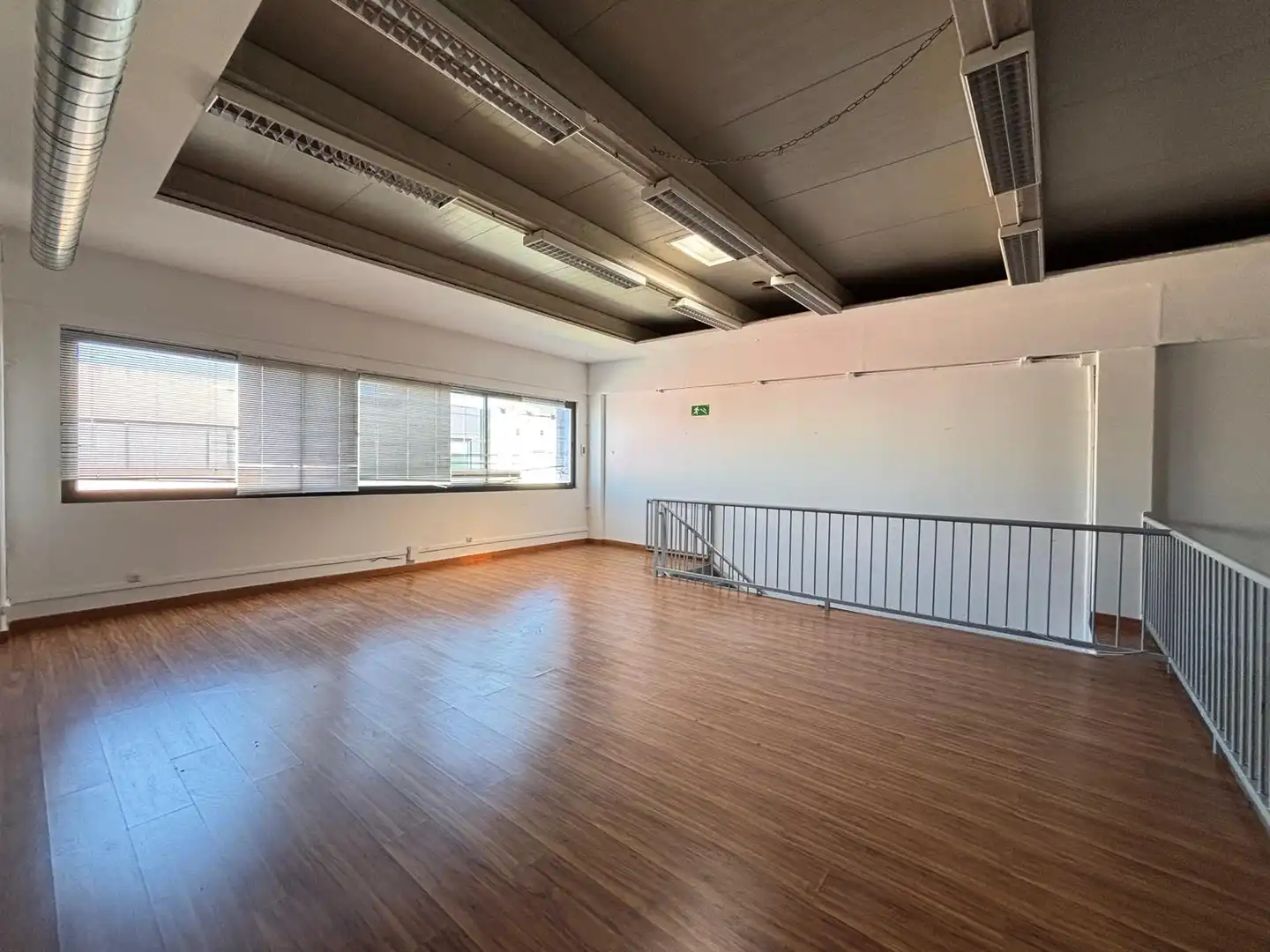 Commercial properties for rent in Las Rozas de Madrid  with Air Conditioner and Heating