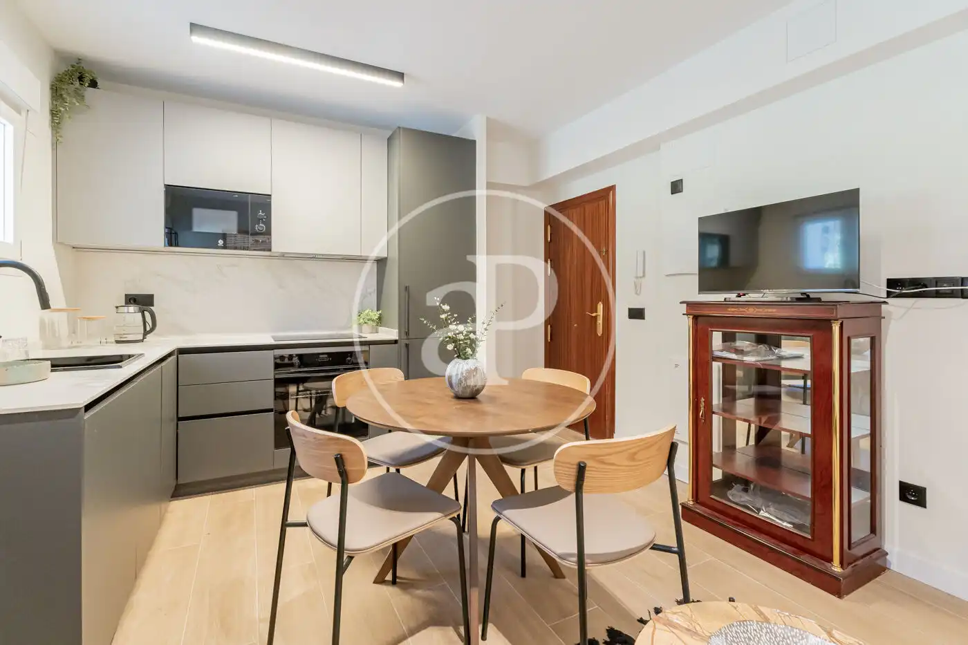 Kitchen of Flat for rent in Madrid  with Air Conditioner, Heating and Furnished