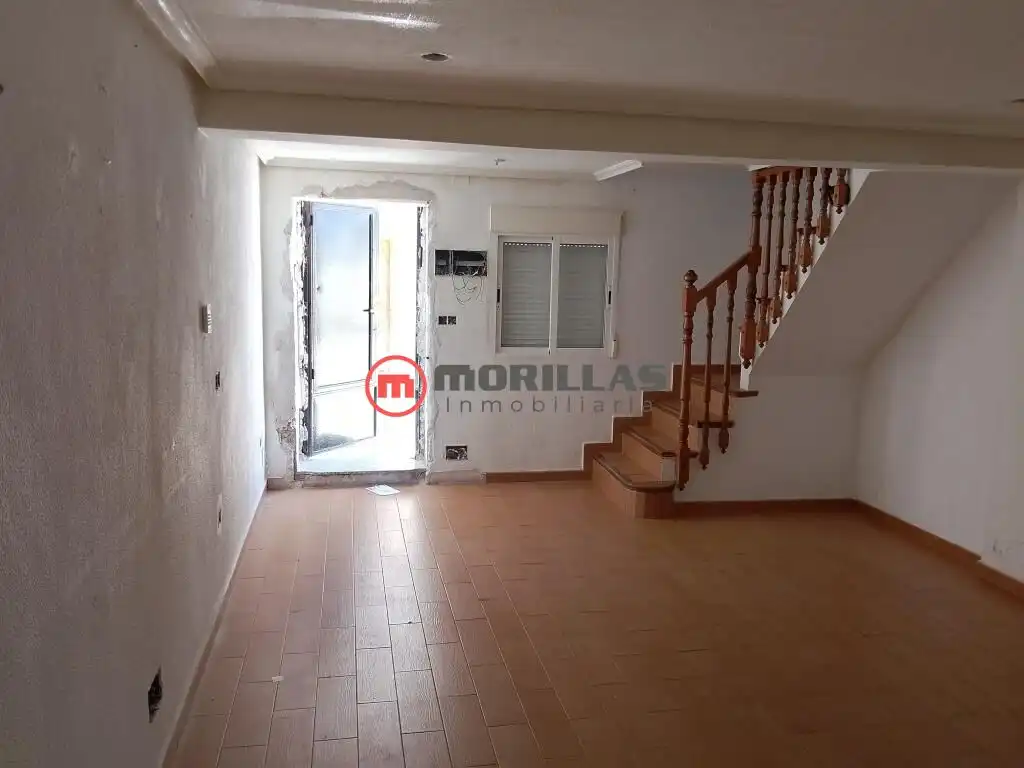 Houses for sale in Mula  with Air Conditioner, Heating and Terrace