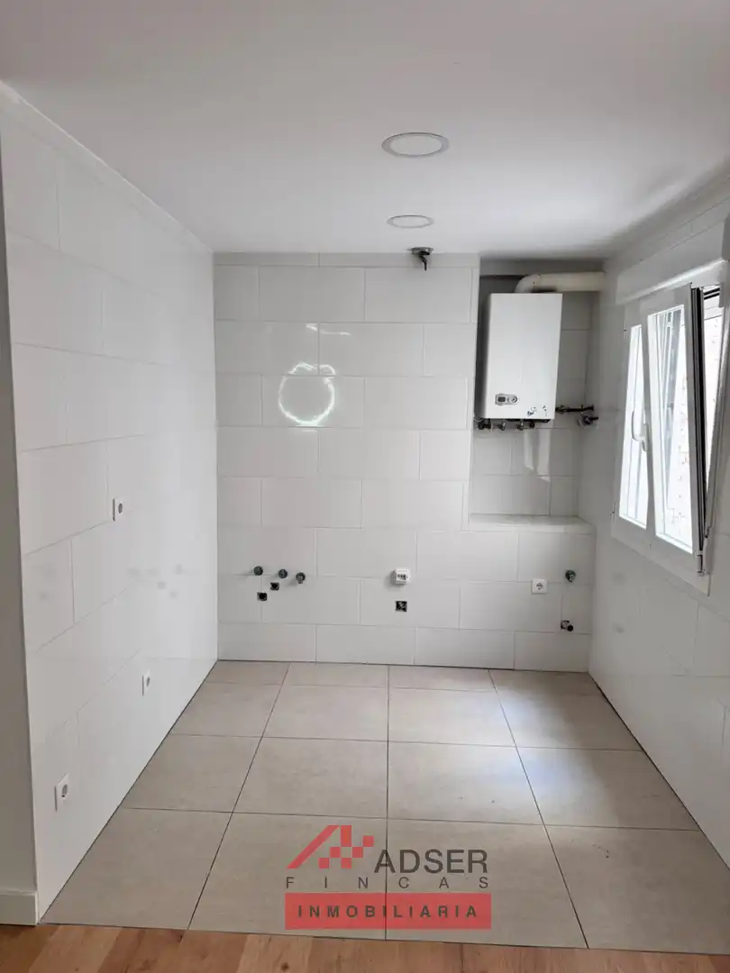 Bany de Pis en venda en  Logroño amb Calefacció i Terrassa