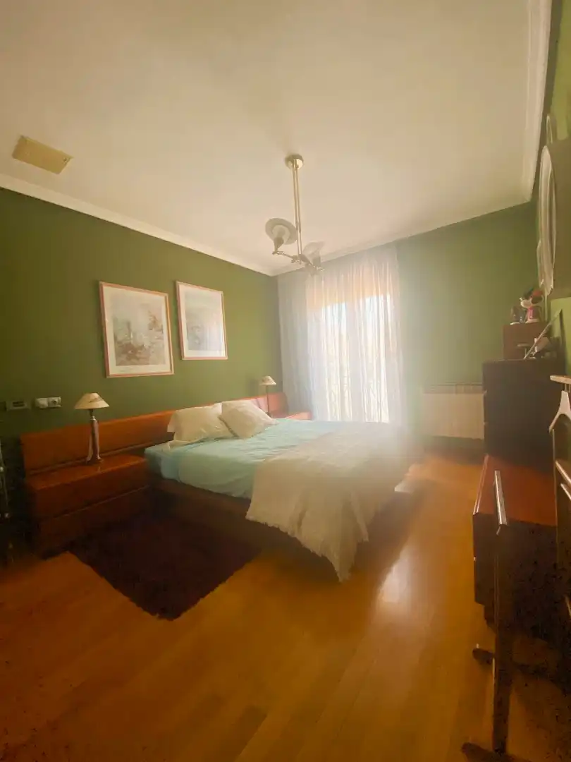 Bedroom of Duplexes for sale in Palencia  with Heating, Parquet flooring and Oven