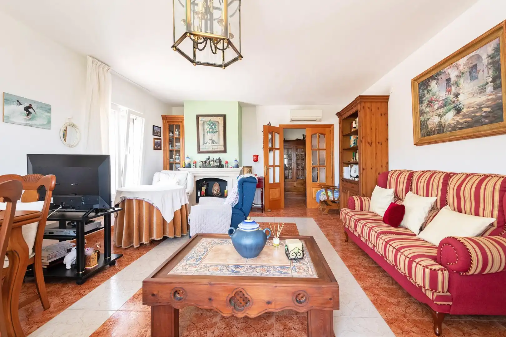 Sala de estar de Casa o chalet en venta en Alhaurín de la Torre con Aire acondicionado, Jardín privado y Terraza
