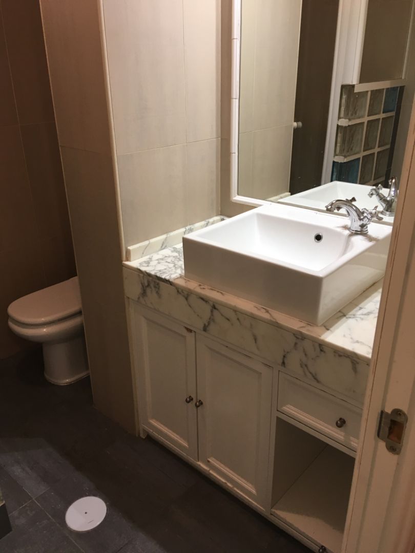 Bathroom of Apartment to rent in  Madrid Capital  with Heating, Terrace and Furnished