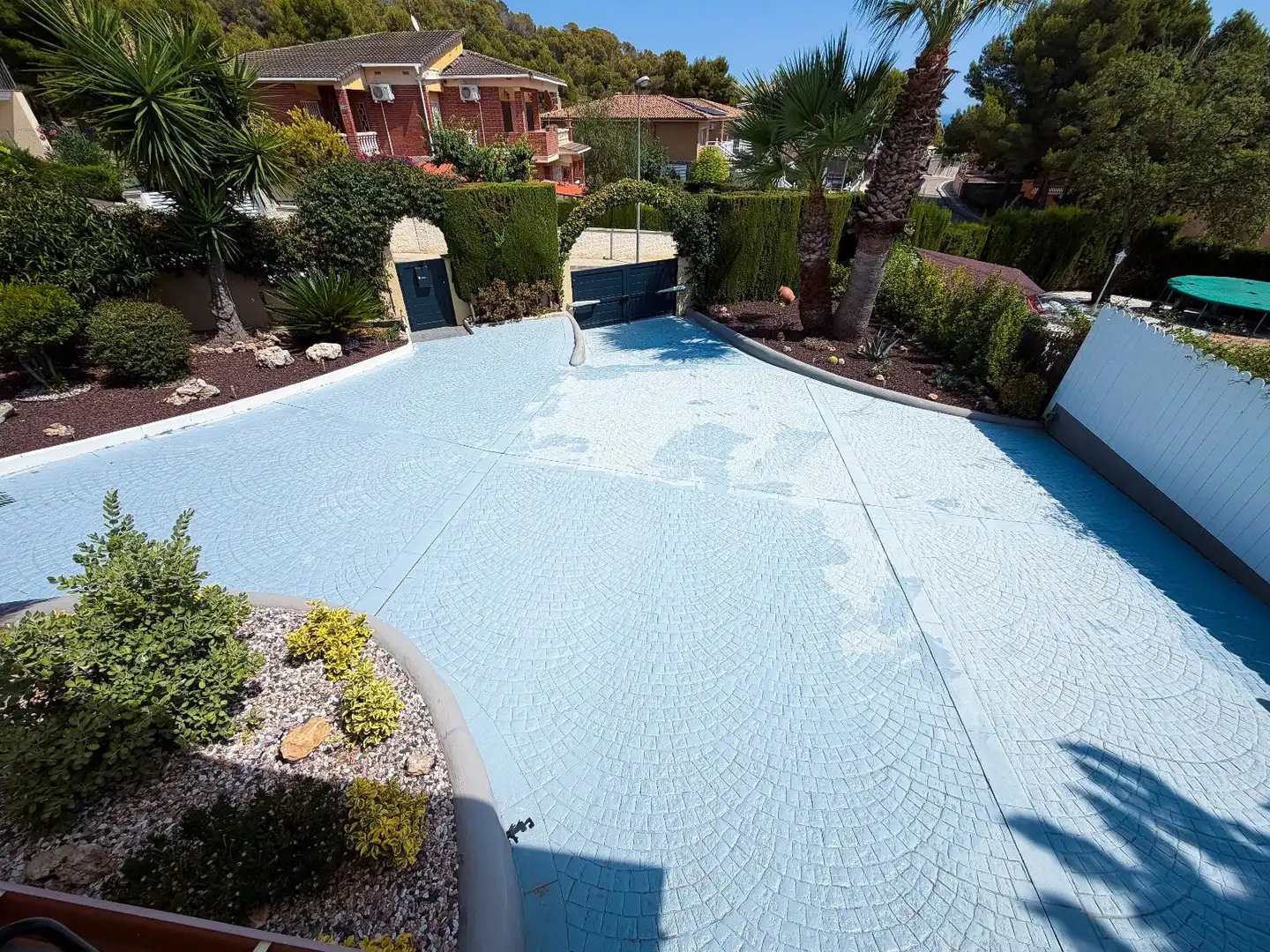 Swimming pool of Houses for sale in Roda de Berà  with Air Conditioner, Heating and Terrace