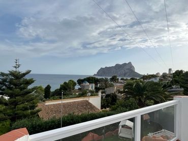 Casa amb piscina en venda a La Caleta - La Calalga -  Les Bassetes