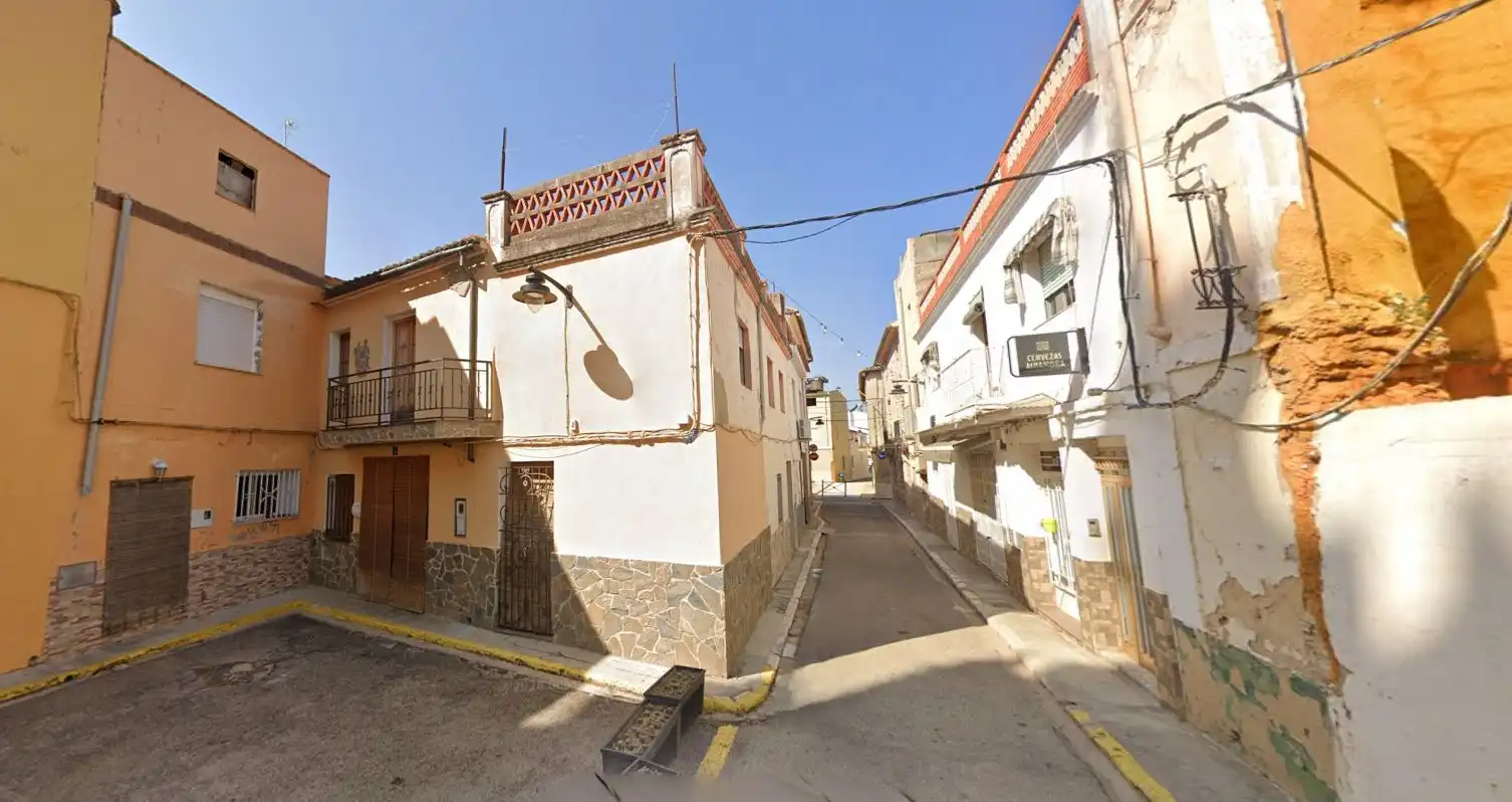 Vista exterior de Casa adosada en venda en Senyera