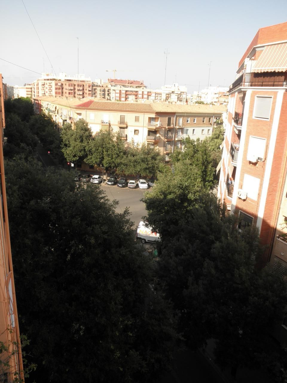 Vista exterior de Pis en venda en  Valencia Capital amb Aire condicionat, Terrassa i Moblat