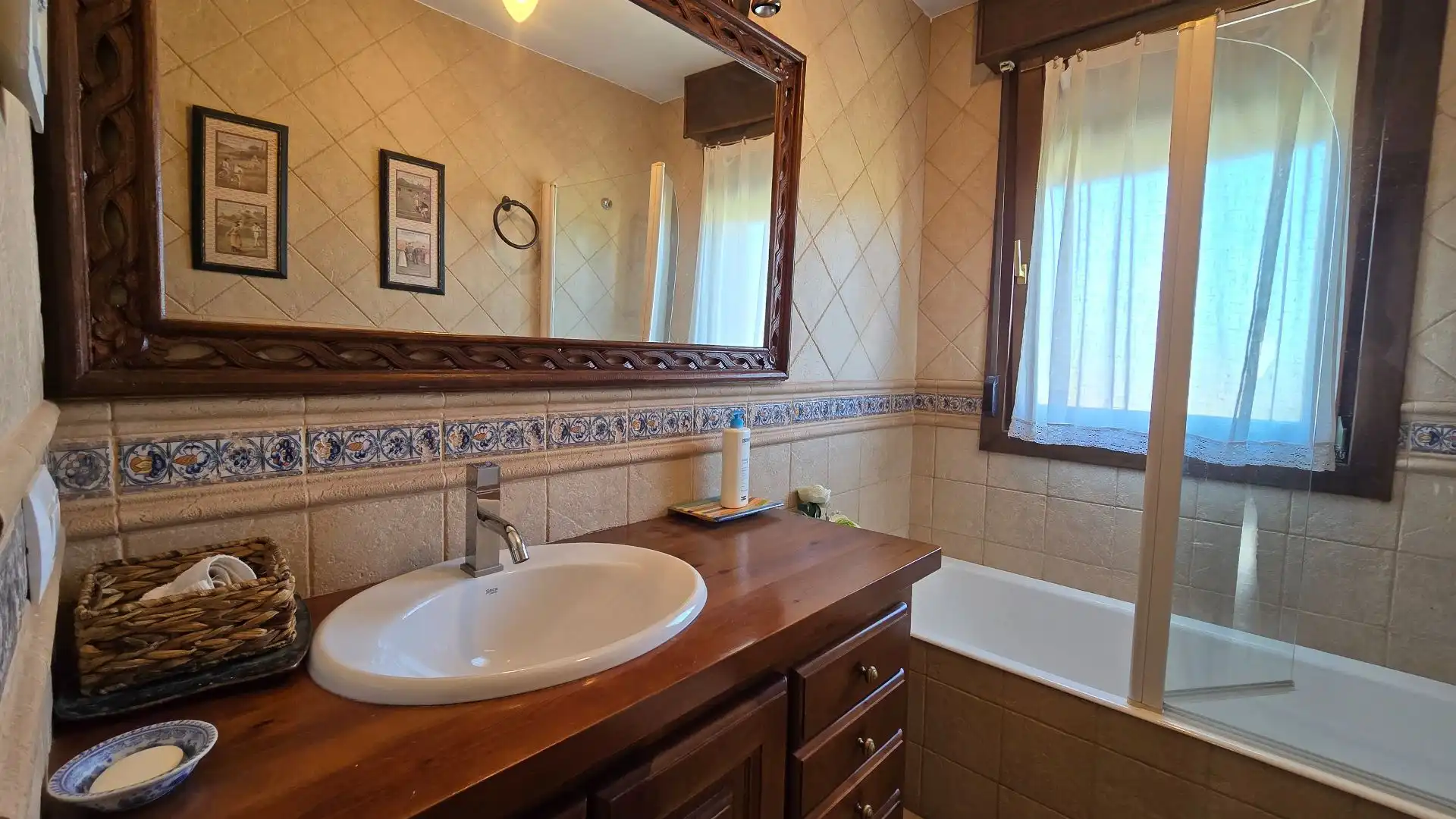 Bathroom of Houses for sale in Llanes  with Heating, Private garden and Terrace