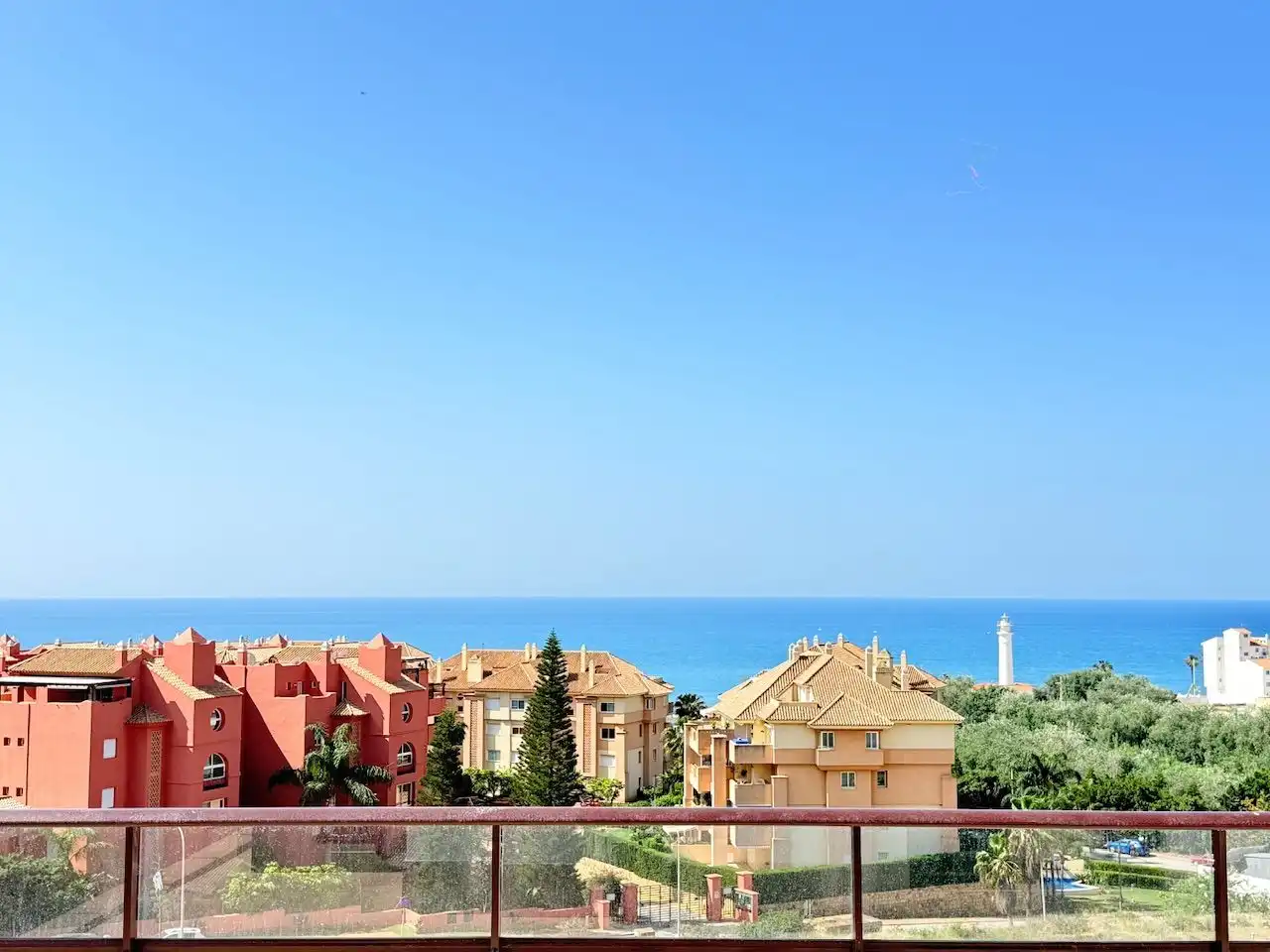 Vista exterior de Ático en venta en Torrox con Aire acondicionado, Calefacción y Trastero