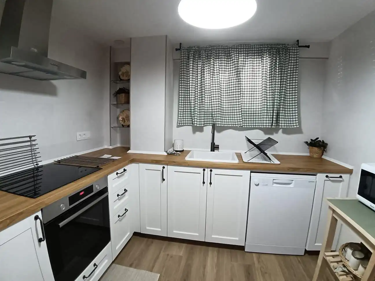 Kitchen of Detached homes for rent in Antequera