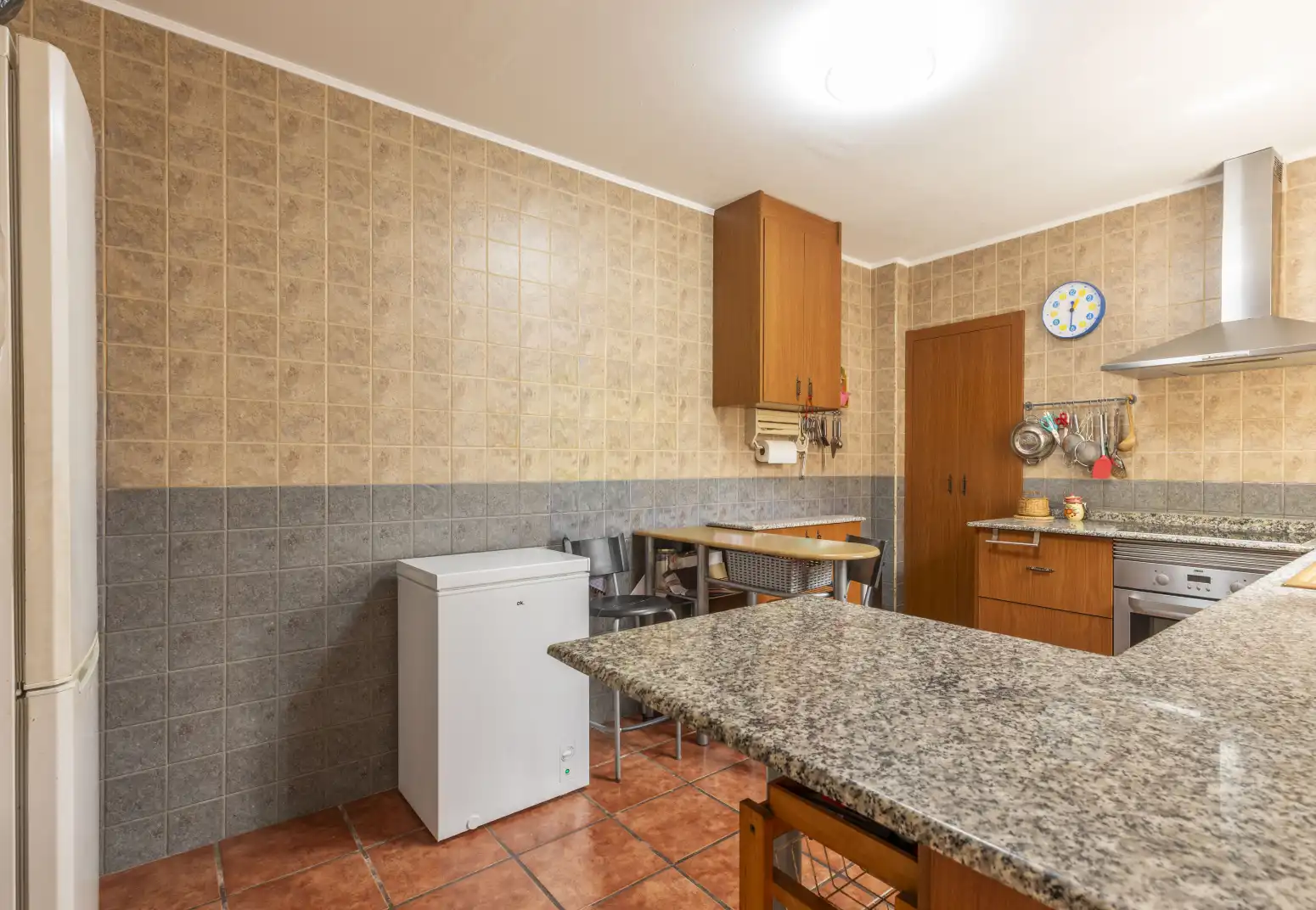 Cuina de Casa adosada en venda en Moncada amb Aire condicionat, Calefacció i Terrassa