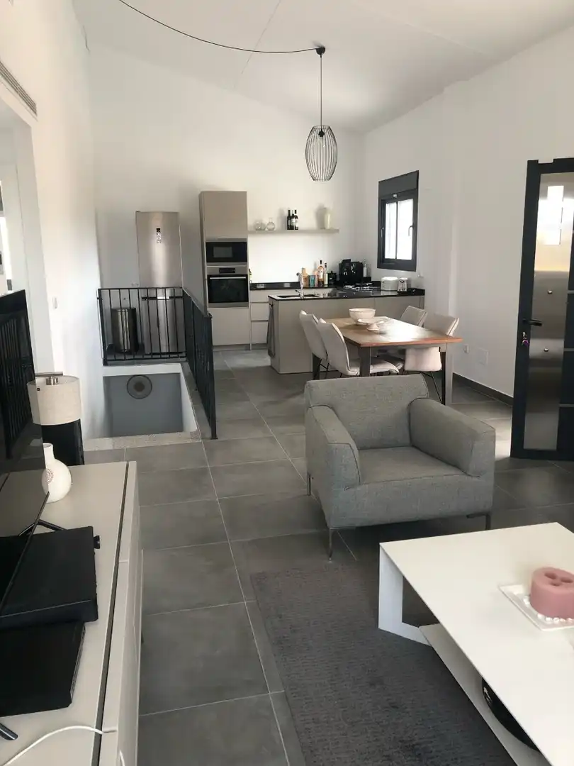 Casa amb piscina en venda a El Pinós / Pinoso, imagen 4