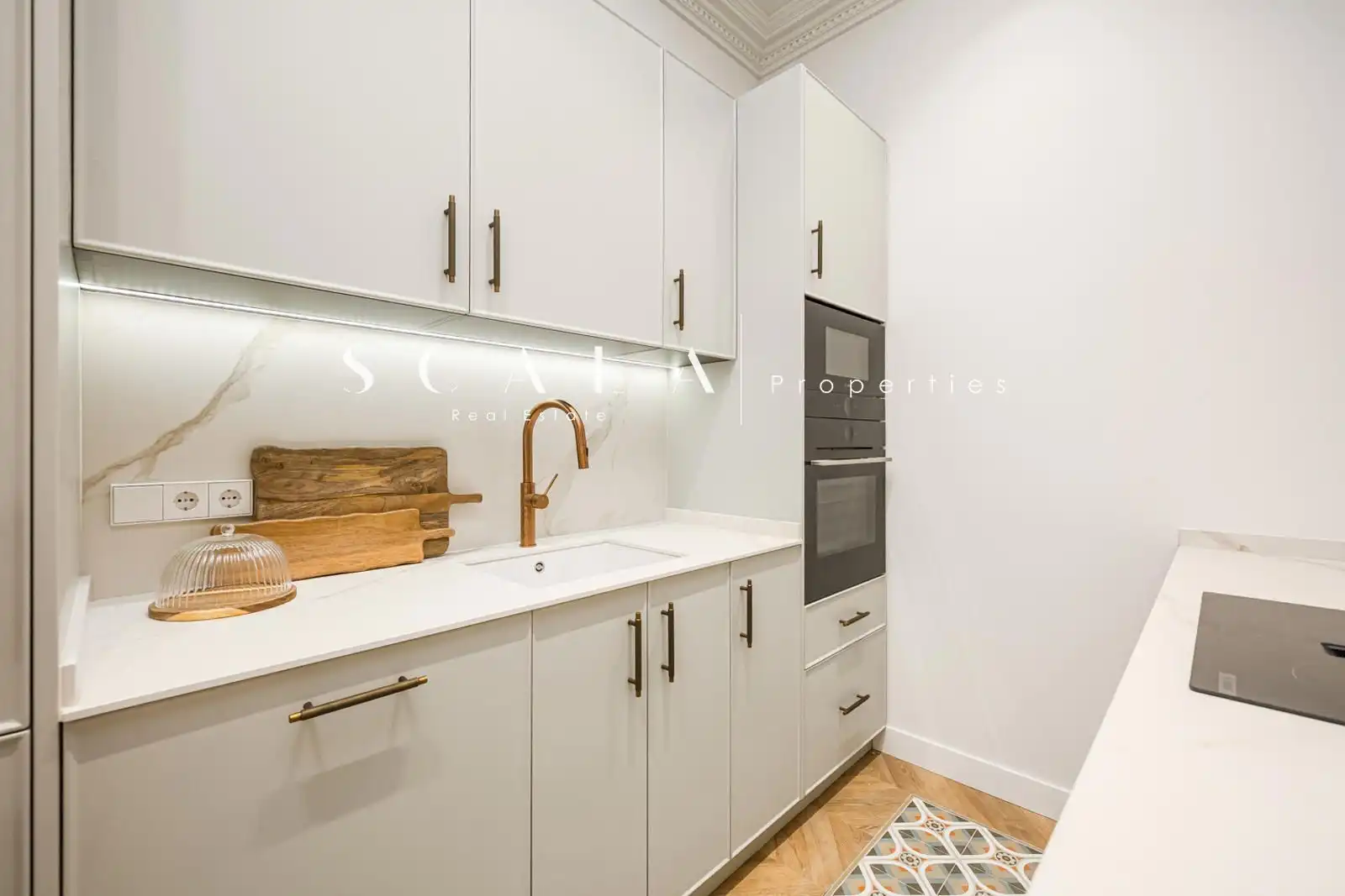 Küche von Wohnung zur Miete in Madrid mit Klimaanlage, Heizung und Terrasse