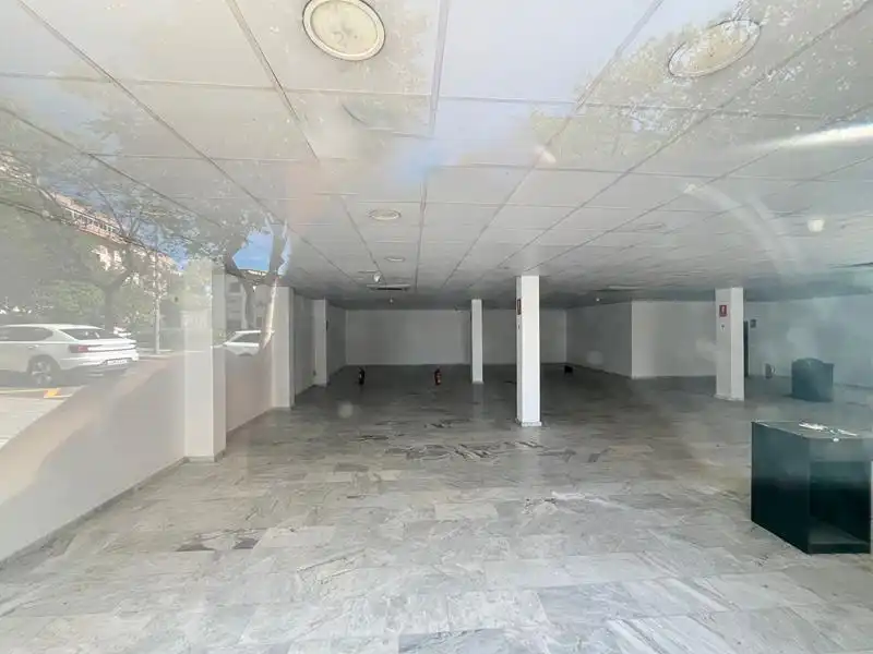 Local comercial en venda a Estepona Pueblo, imagen 4