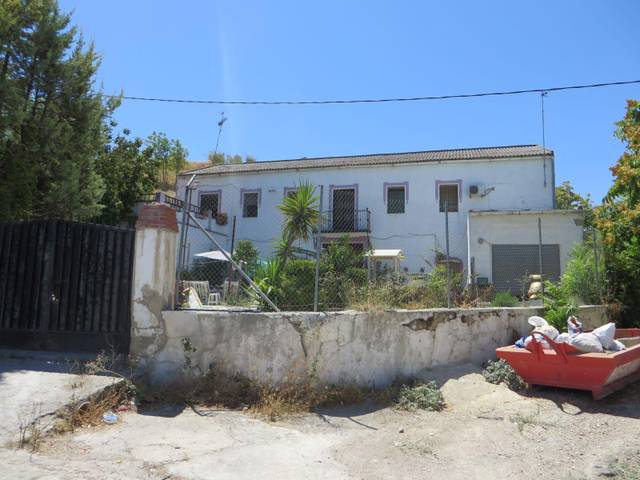 Casa-chalet en Venta en De La Estacion, 35 en Aguilar de la Frontera